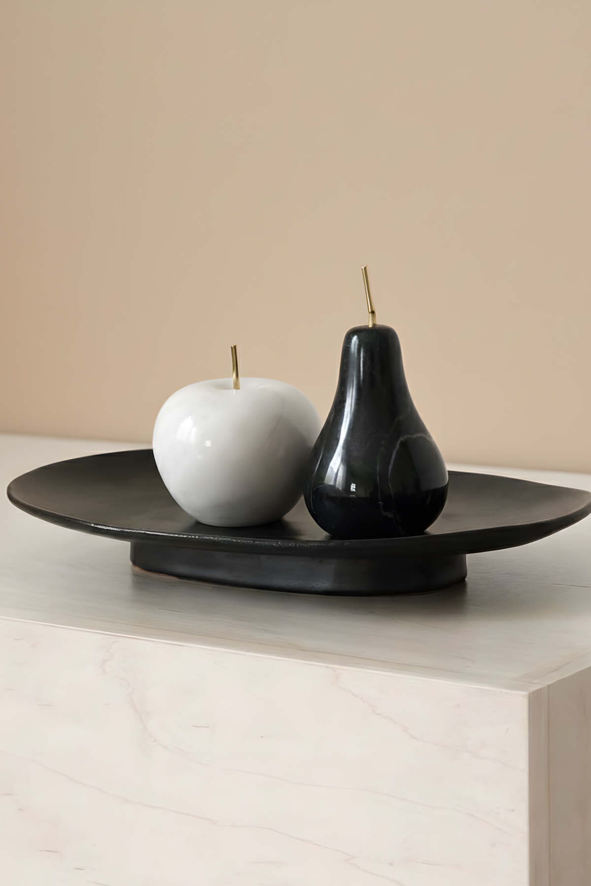 سیب و گلابی سنگی