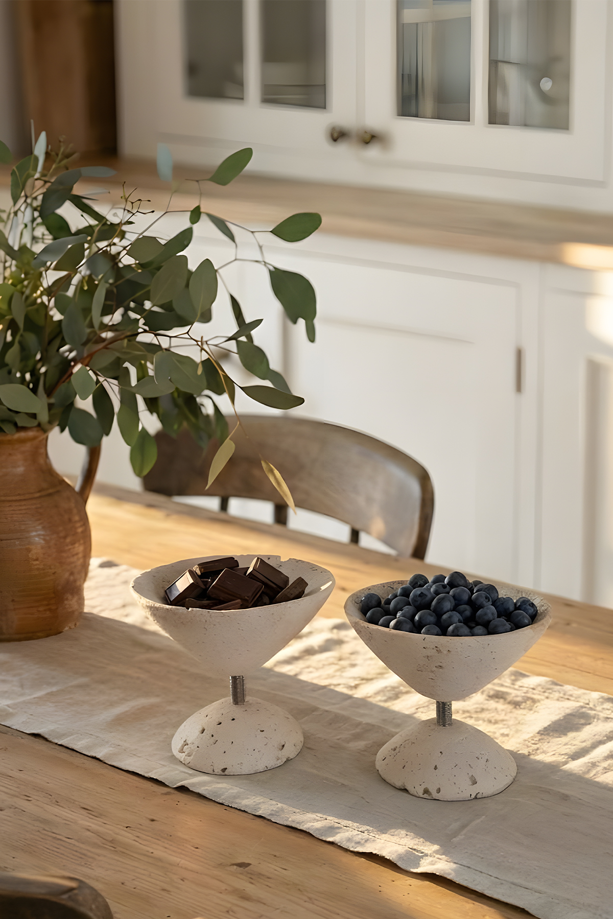 ظرف پایه دار