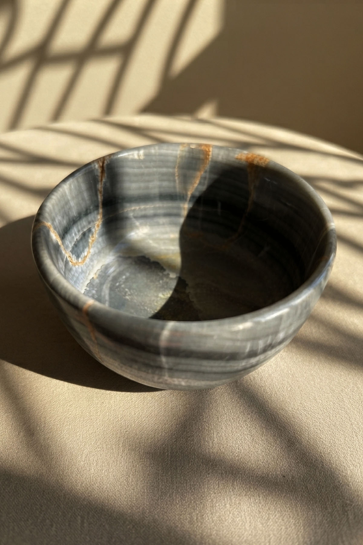 کاسه مرمر خاکستری