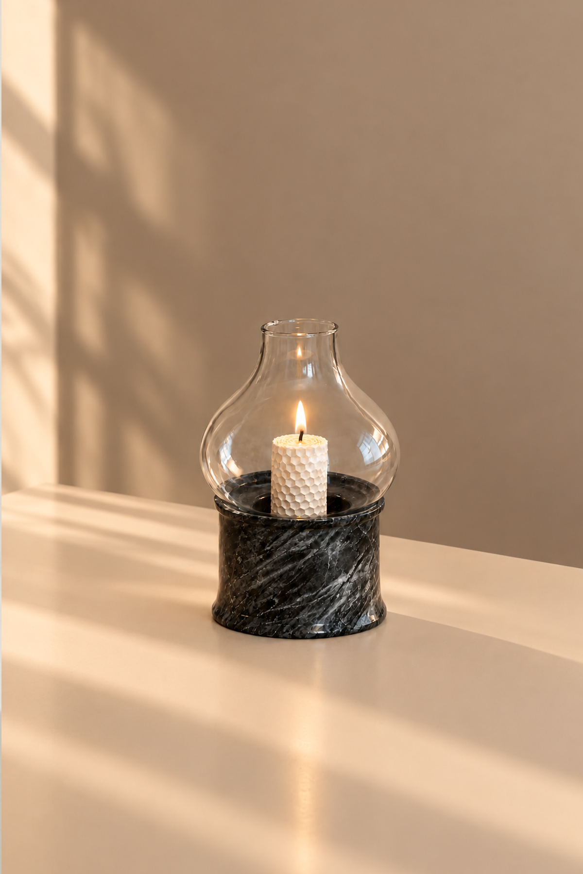 شمعدان Nero | Y Design Collection